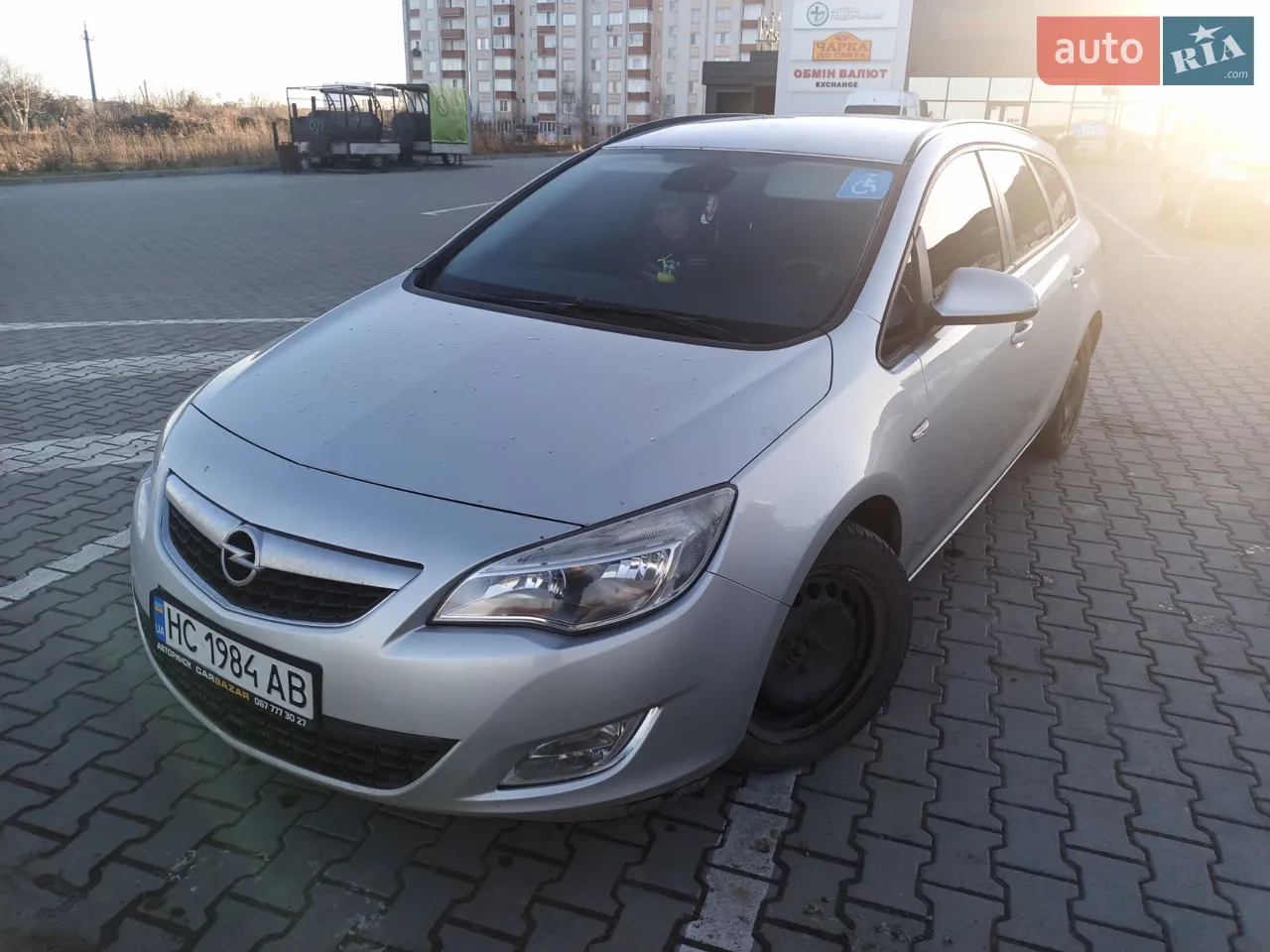 2011 Opel Astra - мініатюра 27