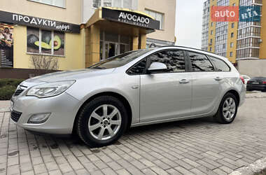 Універсал Opel Astra 2011 в Кам'янець-Подільському