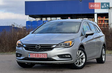 Универсал Opel Astra 2019 в Дрогобыче