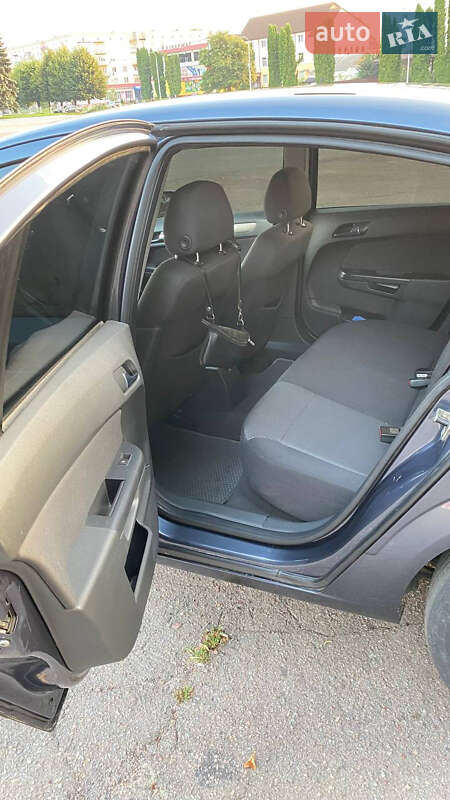 Седан Opel Astra 2008 в Андрушевке фото 8 Седан Opel Astra 2008 в Андрушевке