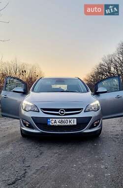 Універсал Opel Astra 2013 в Смілі