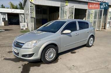 Хэтчбек Opel Astra 2008 в Николаеве