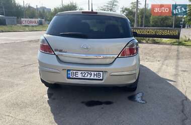 Хэтчбек Opel Astra 2008 в Николаеве