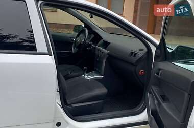 Универсал Opel Astra 2012 в Харькове