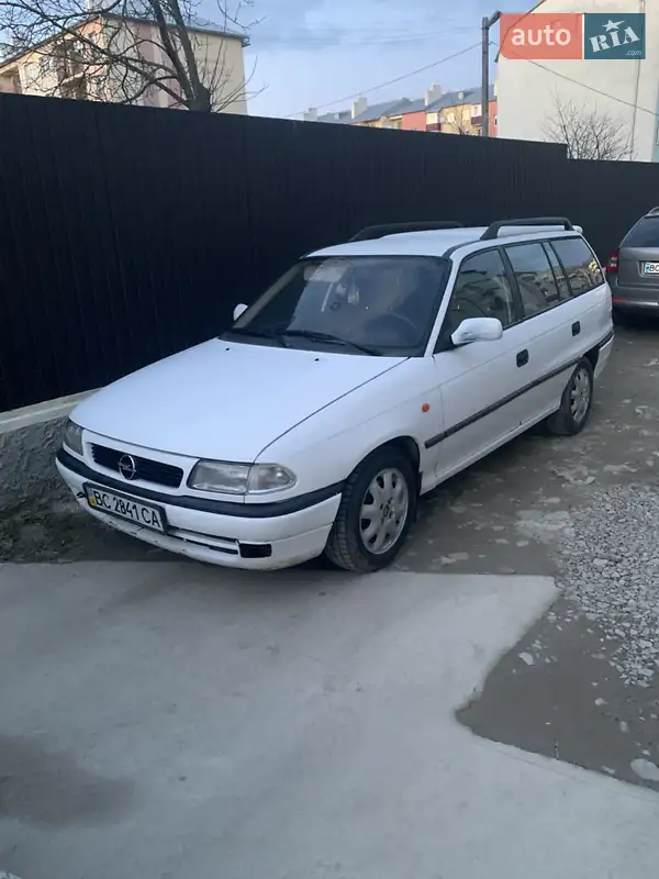 Универсал Opel Astra 1998 в 