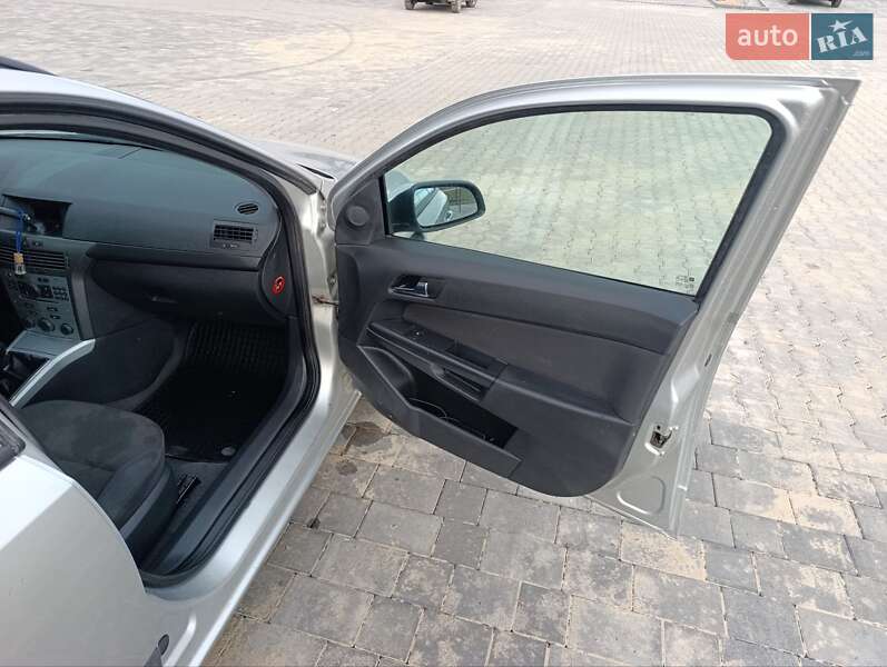 Универсал Opel Astra 2009 в Виннице