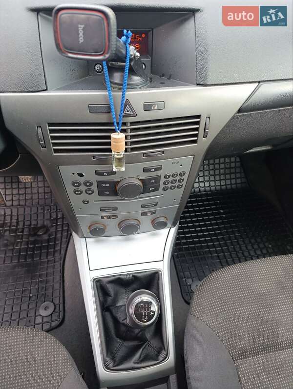 Универсал Opel Astra 2009 в Виннице