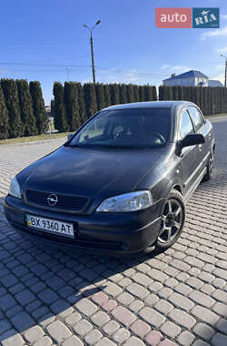 Седан Opel Astra 2008 в Дунаевцах