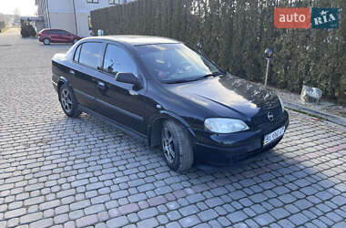 Седан Opel Astra 2008 в Дунаевцах