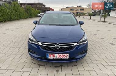 Универсал Opel Astra 2018 в Кропивницком