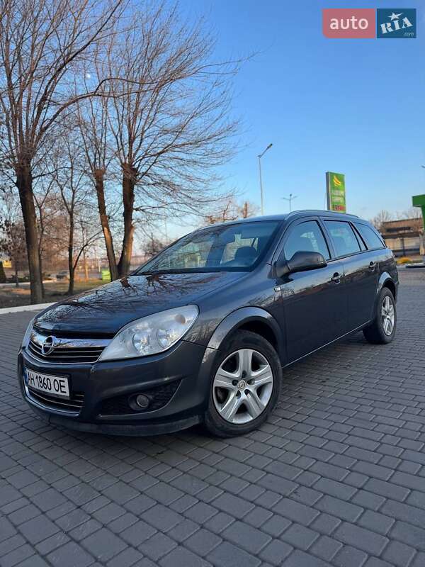 Универсал Opel Astra 2009 в 