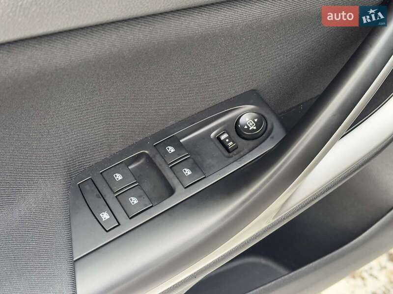 Универсал Opel Astra 2020 в Киеве