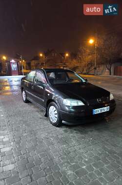 Седан Opel Astra 2006 в Харкові