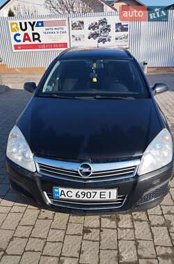 Універсал Opel Astra 2008 в Луцьку