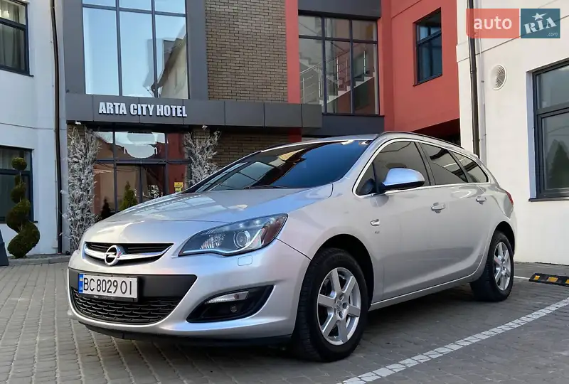 Opel Astra 2014