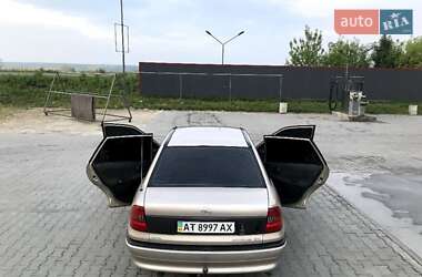 Седан Opel Astra 1997 в 