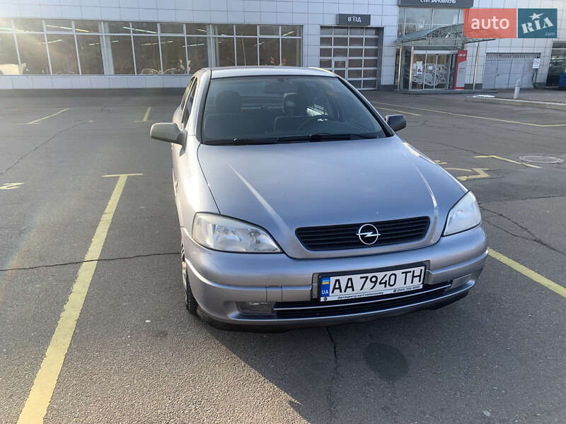 Седан Opel Astra 2007 в Киеве