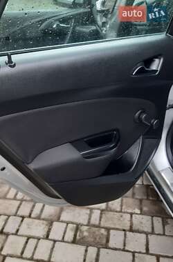 Универсал Opel Astra 2012 в 
