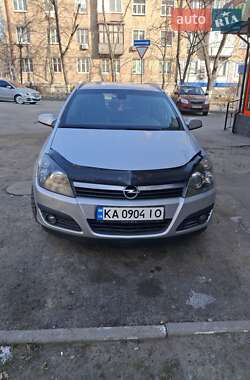 Універсал Opel Astra 2005 в Києві