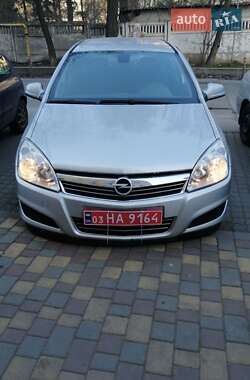 Універсал Opel Astra 2010 в Одесі