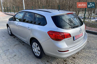 Универсал Opel Astra 2011 в Кременчуге