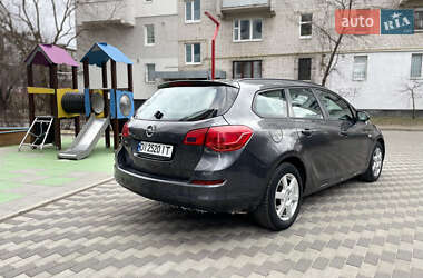 Универсал Opel Astra 2011 в Житомире