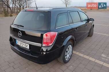 Универсал Opel Astra 2005 в 