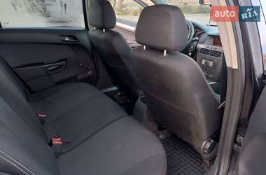 Универсал Opel Astra 2005 в 