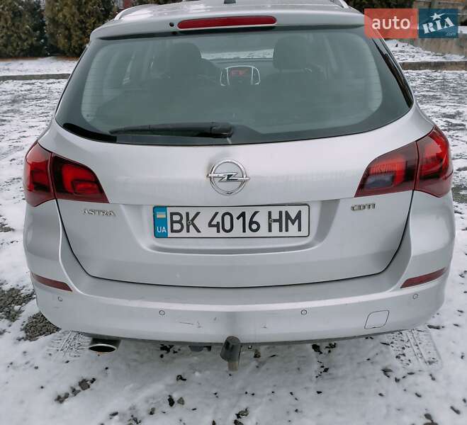 Універсал Opel Astra 2012 в Рівному фото 4 Універсал Opel Astra 2012 в Рівному