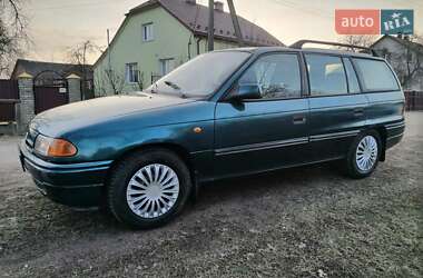 Универсал Opel Astra 1994 в Червонограде