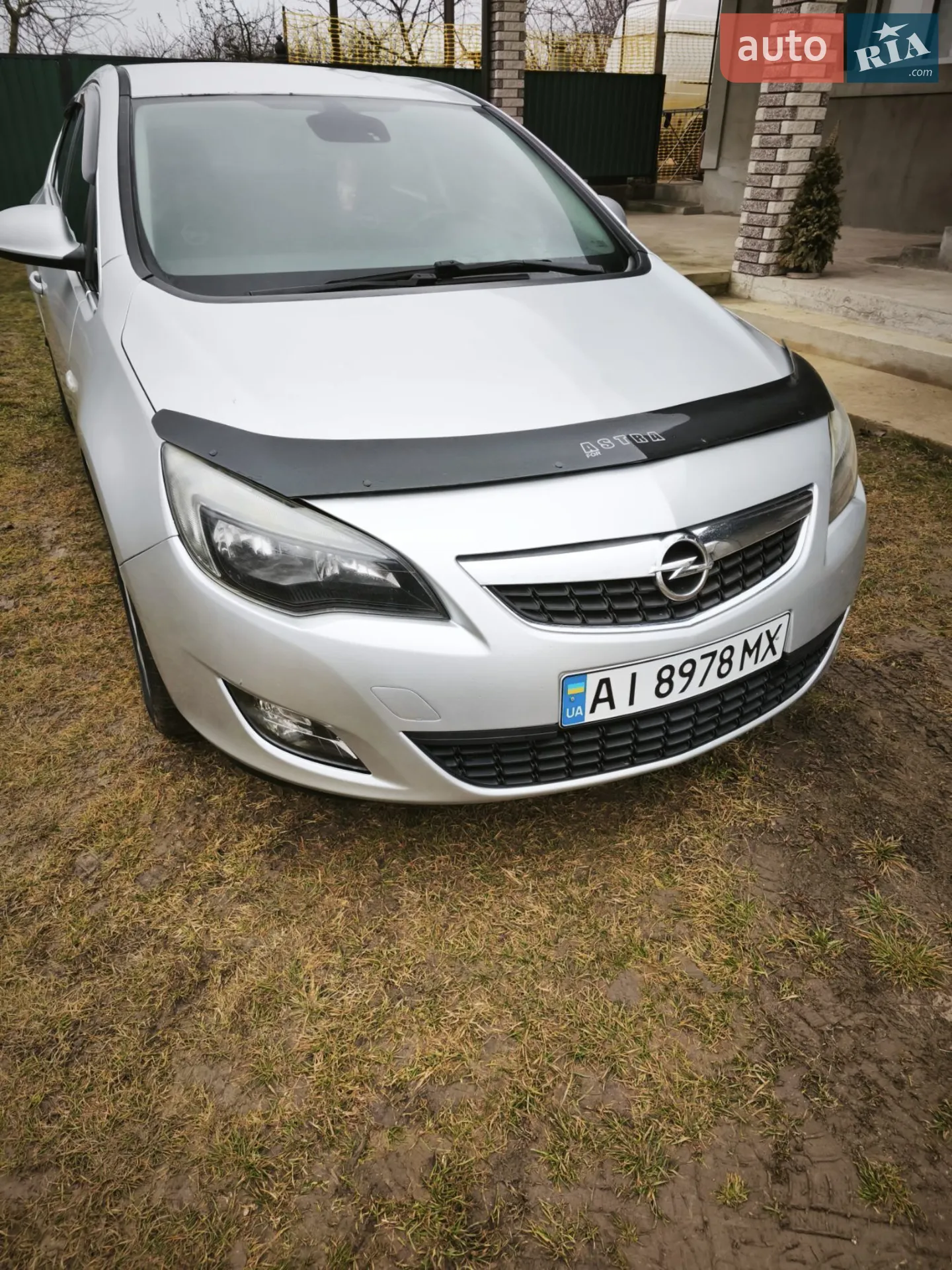 2011 Opel Astra - фото 1