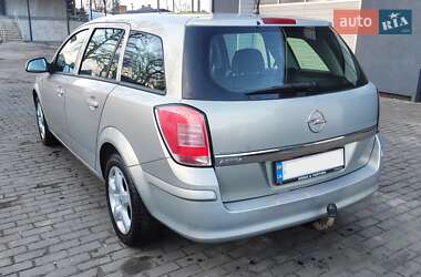 Универсал Opel Astra 2009 в 