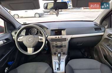 Универсал Opel Astra 2007 в 