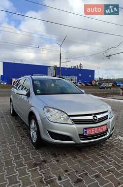 Універсал Opel Astra 2009 в Білій Церкві