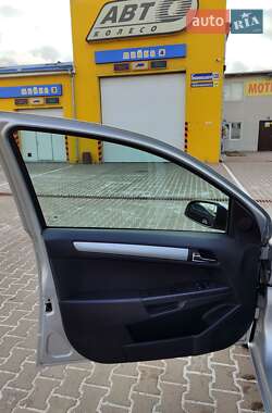 Універсал Opel Astra 2009 в Білій Церкві