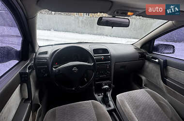 Седан Opel Astra 2000 в Киеве