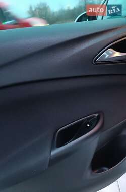 Универсал Opel Astra 2016 в 