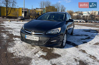 Універсал Opel Astra 2014 в Житомирі