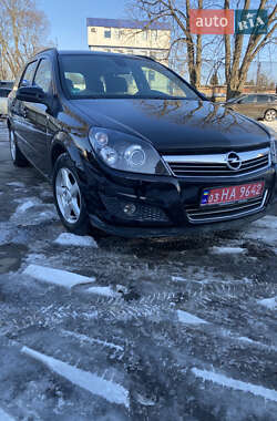 Універсал Opel Astra 2008 в Луцьку