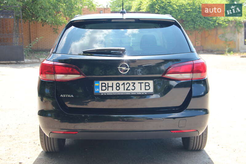 Универсал Opel Astra 2020 в Одессе