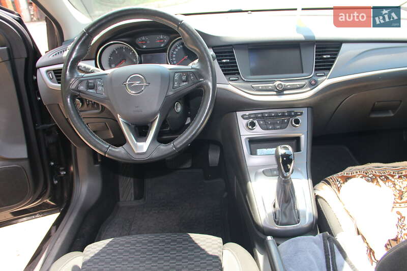 Универсал Opel Astra 2020 в Одессе