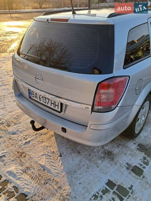 Универсал Opel Astra 2007 в Кропивницком
