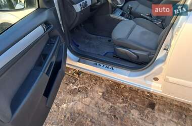 Универсал Opel Astra 2007 в 