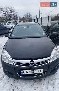 Универсал Opel Astra 2009 в Корсуне-Шевченковском