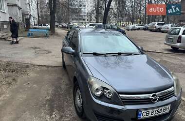 Хэтчбек Opel Astra 2006 в Чернигове