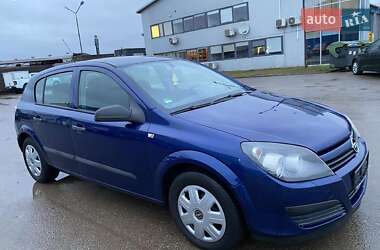 Хэтчбек Opel Astra 2007 в Черновцах