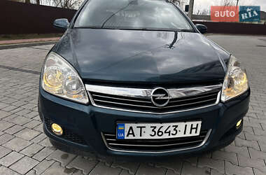 Универсал Opel Astra 2007 в Ивано-Франковске