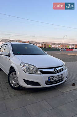 Універсал Opel Astra 2007 в Луцьку