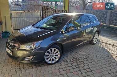 Універсал Opel Astra 2011 в Бориславі