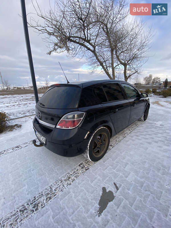 Хэтчбек Opel Astra 2009 в Черкассах